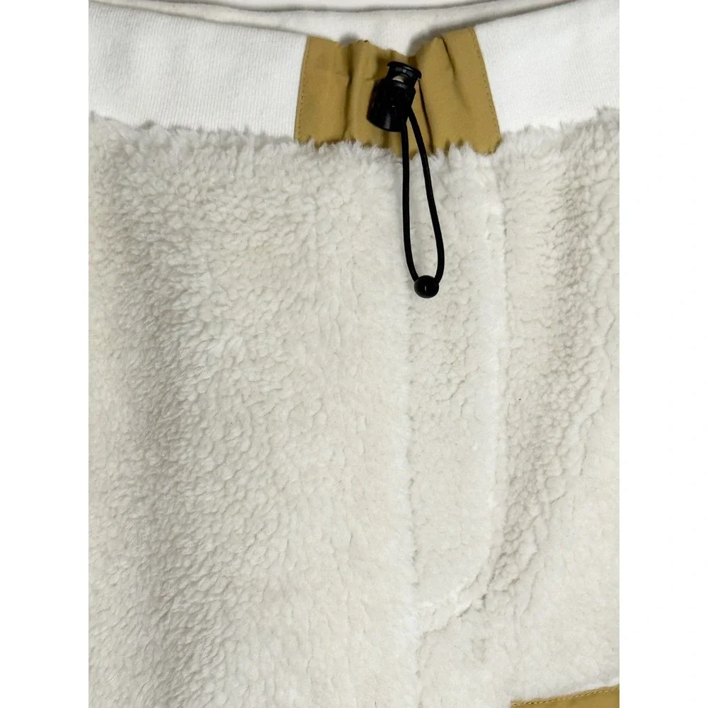 The Hundreds Men's Off White Everest Deep Pile Fleece Shorts Size Large - Picture 12 of 16